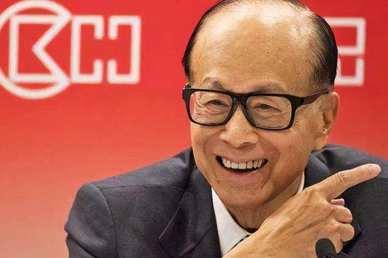 探讨李嘉诚是否持有Facebook股份以及相关情况