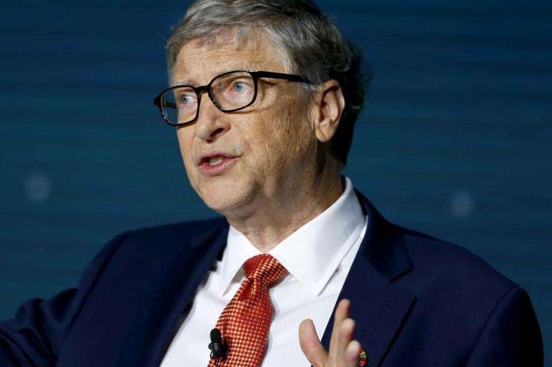 整理和分析比尔盖茨在Facebook上发布的语音留言和观点