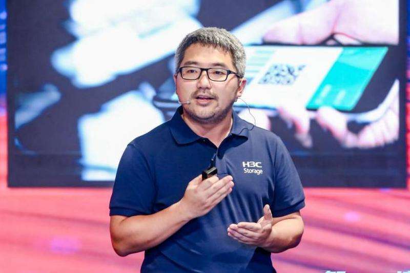 揭示企业家徐润福在Facebook上的账号名称